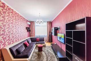 Апартаменты Rent-Kiev 2 min metro Chernihivska Lux Киев Апартаменты с 1 спальней-14