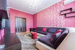 Апартаменты Rent-Kiev 2 min metro Chernihivska Lux Киев Апартаменты с 1 спальней-15