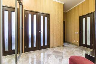 Апартаменты Rent-Kiev 2 min metro Chernihivska Lux Киев Апартаменты с 1 спальней-21