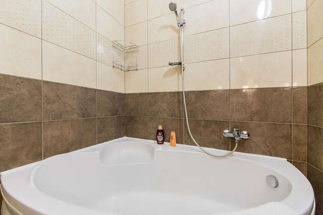 Апартаменты Rent-Kiev 2 min metro Chernihivska Lux Киев-27