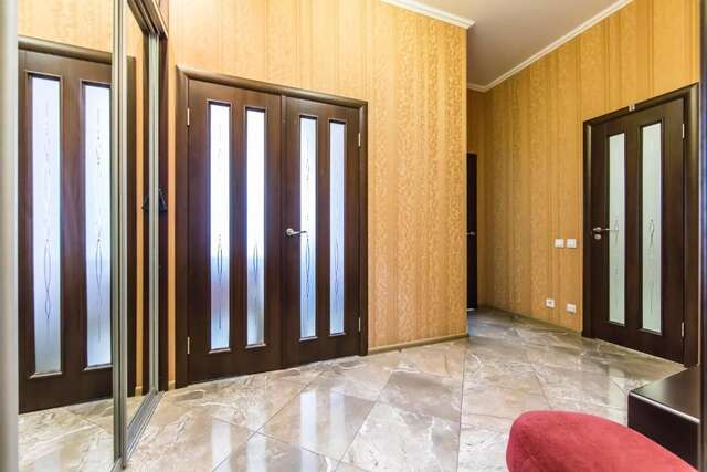 Апартаменты Rent-Kiev 2 min metro Chernihivska Lux Киев-69
