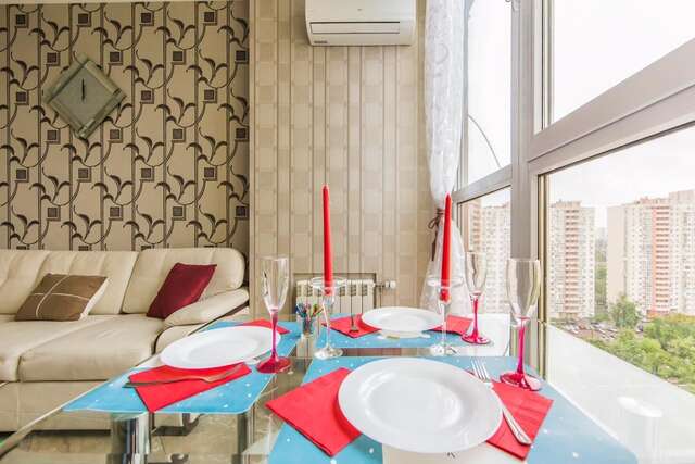 Апартаменты Rent-Kiev 2 min metro Chernihivska Lux Киев-11